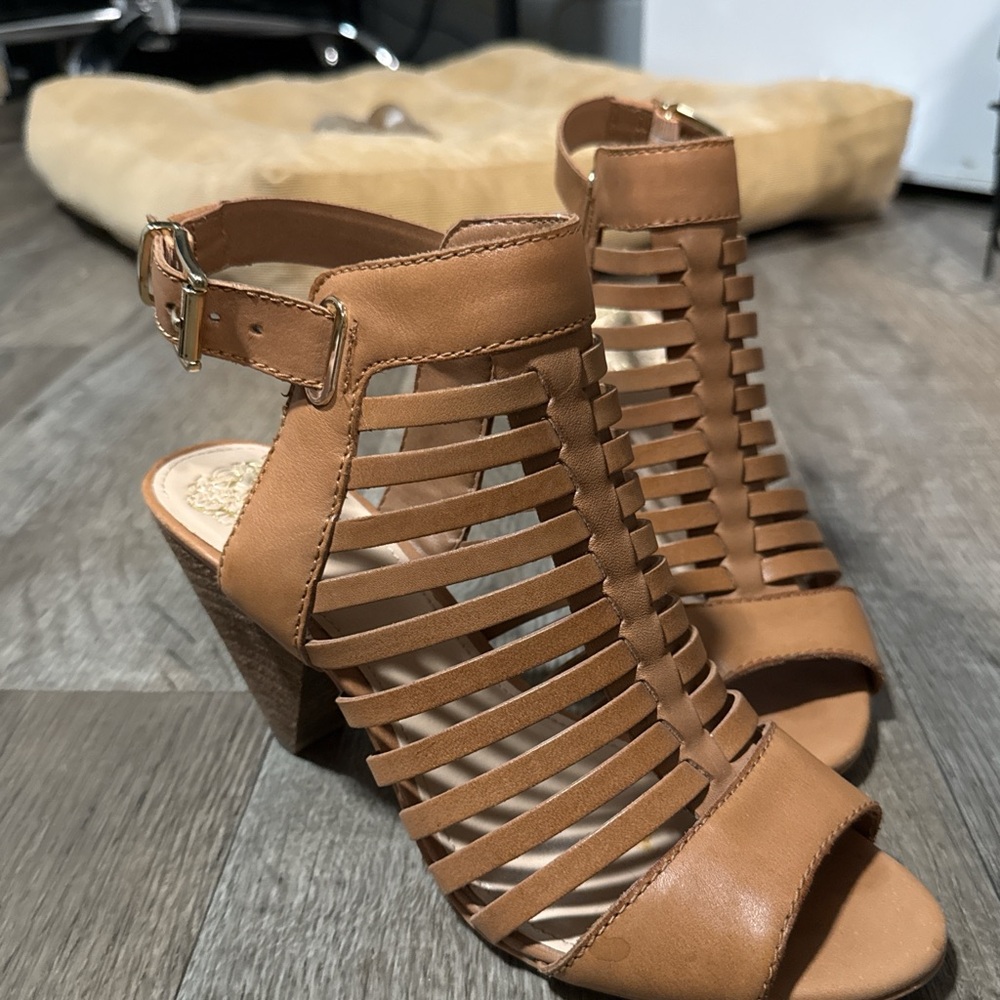 Women's Tan Strappy Sandals